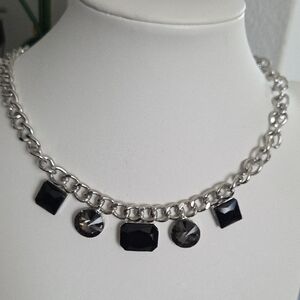 Paparazzi Alternating Audacity Necklace NWT